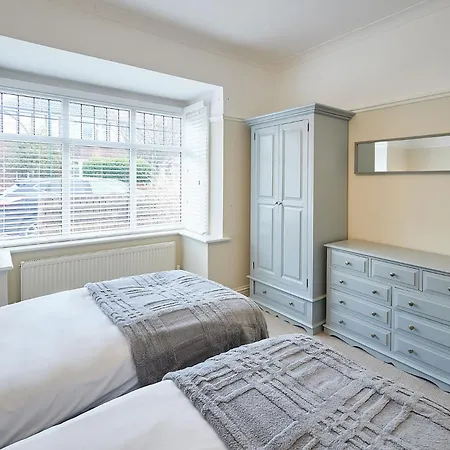 펜션 Host & - Wardman Crescent *