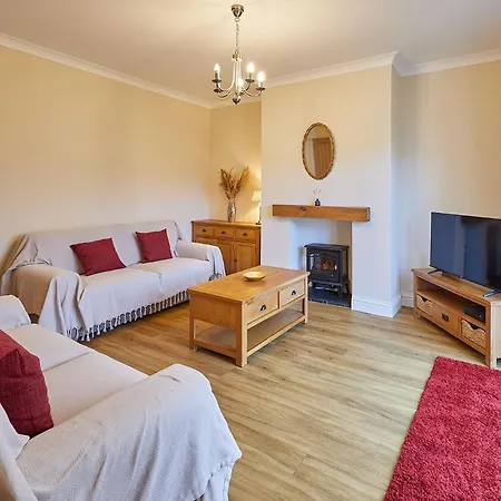 Host & - Wardman Crescent Hébergement de vacances